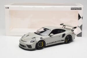 Porsche 911 991.2 GT3 RS Chalk Wording Čierne Ráfiky Minichamps 1:18 153068230 Kov – obrázok 6 z 6