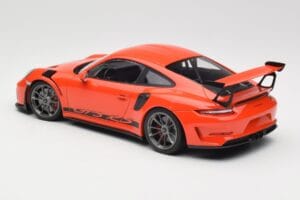 Porsche 911 991.2 GT3 RS Lava Orange & Strieborné Kolesá Minichamps 1:18 155068225 Kov – obrázok 5 z 6