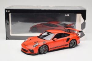 Porsche 911 991.2 GT3 RS Lava Orange & Strieborné Kolesá Minichamps 1:18 155068225 Kov – obrázok 6 z 6