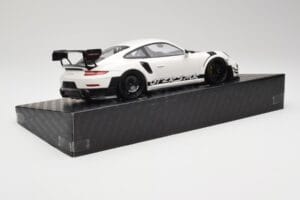 Porsche 911 991.2 GT3 RS Manthey Racing Biely Minichamps 1:18 MR-911-GT3RS-1801 Kov – obrázok 3 z 6