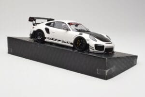 Porsche 911 991.2 GT3 RS Manthey Racing Biely Minichamps 1:18 MR-911-GT3RS-1801 Kov – obrázok 4 z 6