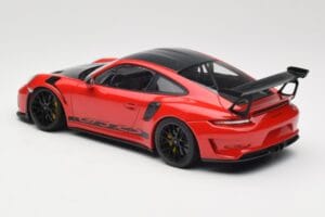 Porsche 911 991.2 GT3 RS Weissach Package Guards Red Čierne Ráfiky Minichamps 1:18 153068223 Kov – obrázok 5 z 6