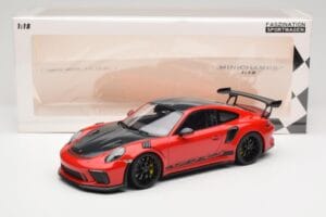 Porsche 911 991.2 GT3 RS Weissach Package Guards Red Čierne Ráfiky Minichamps 1:18 153068223 Kov – obrázok 6 z 6