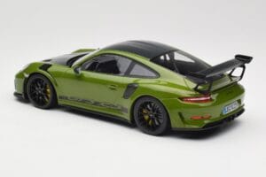 Porsche 911 991.2 GT3 RS Weissach Package Lizard Green Wording & Čierne Horčíkové Kolesá Minichamps 1:18 155068232 Kov – obrázok 5 z 6