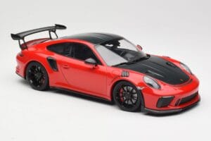 Porsche 911 991.2 GT3 RS Weissach Package Červený s Čiernymi Kolesami Minichamps 1:18 155068230 Kov – obrázok 4 z 6