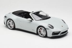 Porsche 911 992 Carrera 4 GTS Kabriolet Šedý Minichamps 1:18 155063034 Kov – obrázok 2 z 6