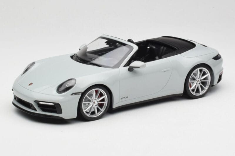 Porsche 911 992 Carrera 4 GTS Kabriolet Šedý Minichamps 1:18 155063034 Kov