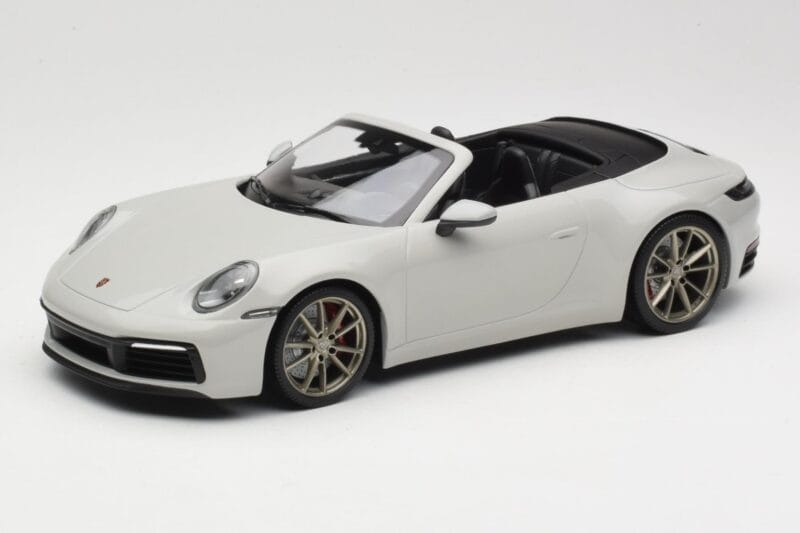 Porsche 911 992 Carrera 4S Kabriolet Šedý Minichamps 1:18 155067335 Kov
