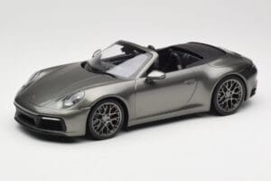 Porsche 911 992 Carrera 4S Kabriolet Mamba Green Metallic Minichamps 1:18 155067337 Kov