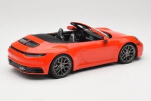 Porsche 911 992 Carrera 4S Kabriolet Oranžový Minichamps 1:18 155067334 Kov – obrázok 2 z 6