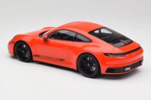 Porsche 911 992 Carrera 4S Lava Oranžový Minichamps 1:18 155067327 Kov – obrázok 5 z 6
