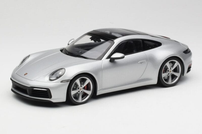 Porsche 911 992 Carrera 4S Strieborný Minichamps 1:18 155067322 Kov