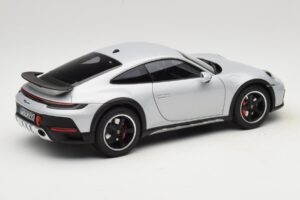 Porsche 911 992 Dakar Ice Grey Metallic Norev 1:18 187242 Kov – obrázok 3 z 8