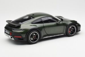 Porsche 911 992 Dakar Oak Zelený Metalická Norev 1:18 187241 Kov – obrázok 3 z 9
