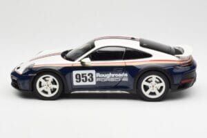 Porsche 911 992 Dakar Rough Roads Norev 1:18 187240 Kov – obrázok 5 z 9