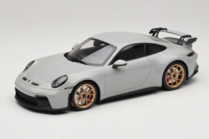 Porsche 911 992 GT3 Chalk Zlaté Kolesá Minichamps 1:18 117069001 Kov