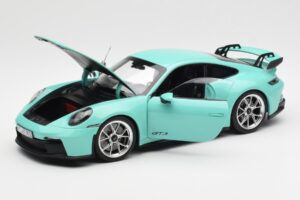 Porsche 911 992 GT3 Mint Zelený Norev 1:18 187316 Kov – obrázok 2 z 8