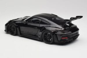 Porsche 911 992 GT3 RS Čierny & Čierne Kolesá Concept Minichamps 1:18 911992003 Kov – obrázok 7 z 8
