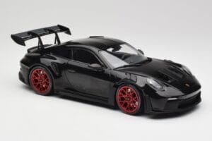 Porsche 911 992 GT3 RS Čierny & Červené Kolesá & Čierny Dekor Minichamps 1:18 153062240 Kov – obrázok 4 z 6