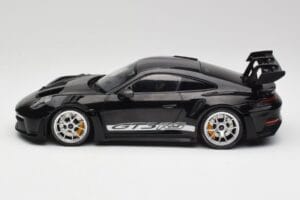 Porsche 911 992 GT3 RS Čierny So Striebornými Kolesami Minichamps 1:18 155062231 Kov – obrázok 3 z 6
