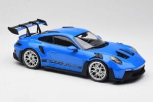 Porsche 911 992 GT3 RS Modrý & Strieborné Kolesá & Čierny Dekor Minichamps 1:18 153062234 Kov – obrázok 4 z 6