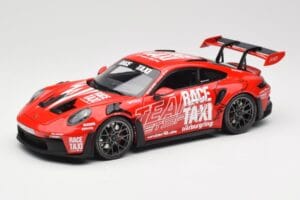 Porsche 911 992 GT3 RS Getspeed Race Taxi Guards Red Minichamps 1:18 110062040 Kov