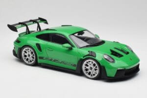 Porsche 911 992 GT3 RS Python Zelený & Strieborné Kolesá & Čierny Dekor Minichamps 1:18 153062235 Kov – obrázok 4 z 6