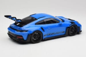 Porsche 911 992 GT3 RS Shark Modrý & Čierne Kolesá Minichamps 1:18 153062233 Kov – obrázok 2 z 6