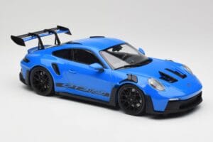 Porsche 911 992 GT3 RS Shark Modrý & Čierne Kolesá Minichamps 1:18 153062233 Kov – obrázok 4 z 6