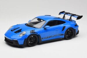 Porsche 911 992 GT3 RS Shark Modrý & Čierne Kolesá Minichamps 1:18 153062233 Kov