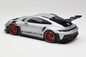 Porsche 911 992 GT3 RS Strieborný & Červené Kolesá Minichamps 1:18 153062241 Kov – obrázok 5 z 6