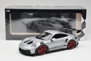 Porsche 911 992 GT3 RS Strieborný & Červené Kolesá Minichamps 1:18 153062241 Kov – obrázok 6 z 6