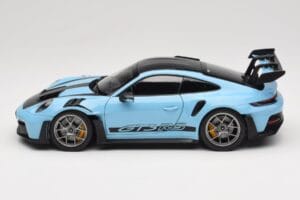 Porsche 911 992 GT3 RS Weissach Pack Gulf Blue Norev 1:18 187367 Kov – obrázok 4 z 8