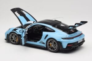 Porsche 911 992 GT3 RS Weissach Pack Gulf Blue Norev 1:18 187367 Kov – obrázok 5 z 8