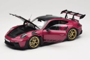 Porsche 911 992 GT3 RS Weissach Package Ruby Star Norev 1:18 187370 Kov – obrázok 2 z 8