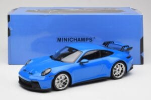 Porsche 911 992 GT3 Shark Modrý & Strieborné Kolesá Minichamps 1:18 143069015 Živica – obrázok 6 z 6