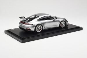 Porsche 911 992 GT3 Strieborný Minichamps 1:18 WAP0211510M004 Živica – obrázok 2 z 7