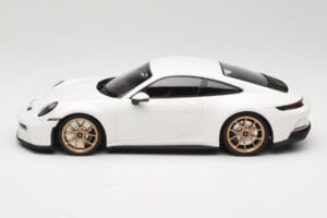 Porsche 911 992 GT3 Touring Biely Neodyme Wheels Minichamps 1:18 117069022 Kov – obrázok 3 z 6