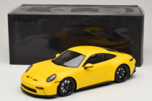 Porsche 911 992 GT3 Touring Žltý Čierne Kolesá Minichamps 1:18 117069021 Kov – obrázok 6 z 6