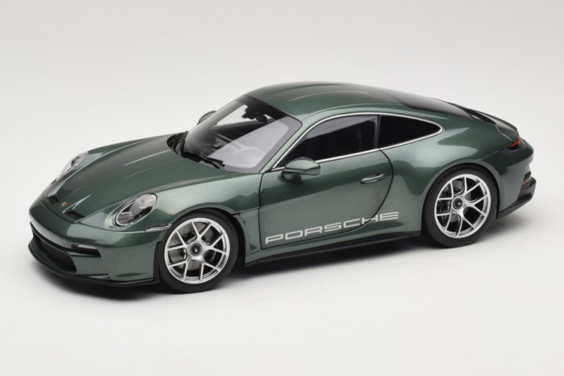 Porsche 911 992 S/T Malachite Green Metallic Norev 1:18 187472 Kov