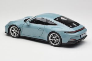 Porsche 911 992 S/T Meissen Blue Norev 1:18 187470 Kov – obrázok 7 z 8