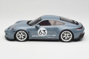 Porsche 911 992 ST Gentian Blue Metallic GT Spirit 1:18 GT491 Živica – obrázok 3 z 6
