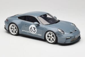 Porsche 911 992 ST Gentian Blue Metallic GT Spirit 1:18 GT491 Živica – obrázok 4 z 6