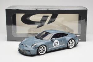 Porsche 911 992 ST Gentian Blue Metallic GT Spirit 1:18 GT491 Živica – obrázok 6 z 6
