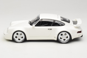 Porsche 911 992 Strosek Giga White GT Spirit 1:18 GT525 Živica – obrázok 3 z 6