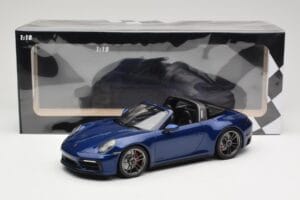 Porsche 911 992 Targa 4 GTS Blue Metallic Minichamps 1:18 155061060 Kov – obrázok 6 z 6
