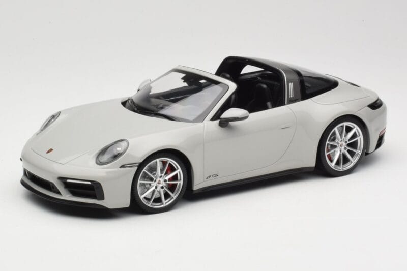 Porsche 911 992 Targa 4 GTS Šedý Minichamps 1:18 155061064 Kov