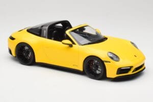 Porsche 911 992 Targa 4 GTS Žltý Minichamps 1:18 153061064 Kov – obrázok 4 z 6