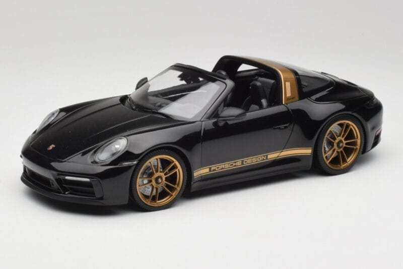 Porsche 911 992 Targa Porsche Design Čierny & Zlatý Concept Minichamps 1:18 PORSCHE001 Kov