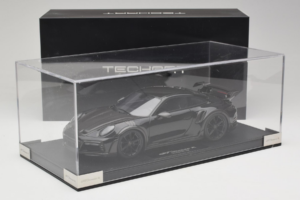 Porsche 911 992 TechArt GTstreet R Čierny S Čiernymi Kolesami TechArt 1:18 REMC012 Živica – obrázok 6 z 6